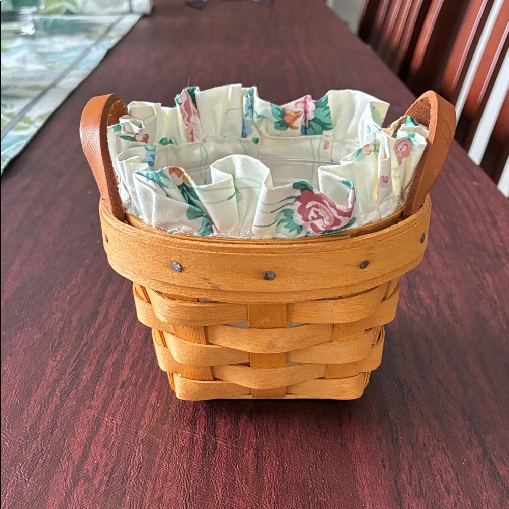 Longaberger Booking Basket